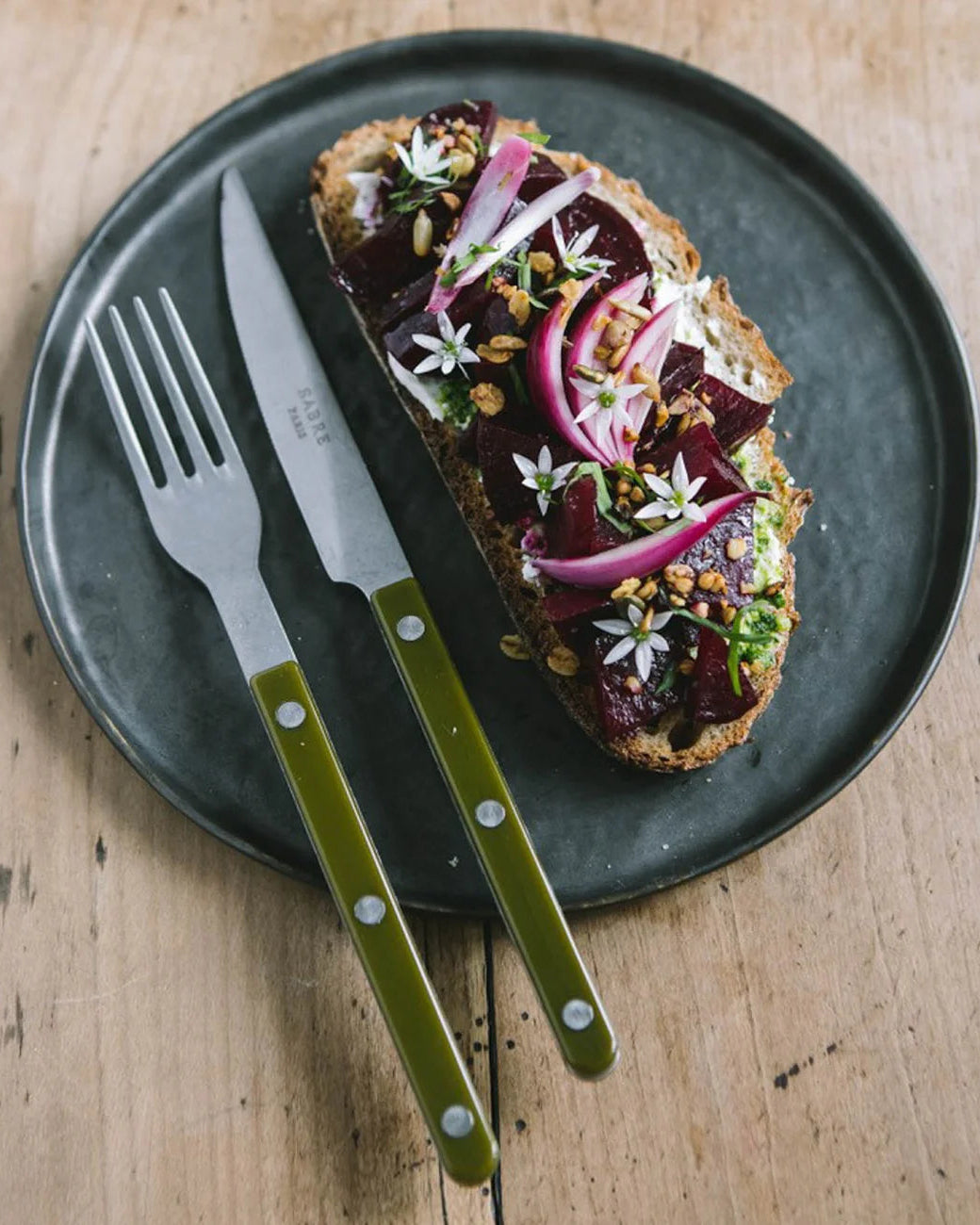 Set 4 cubiertos Sabre Bistrot Verde Oliva