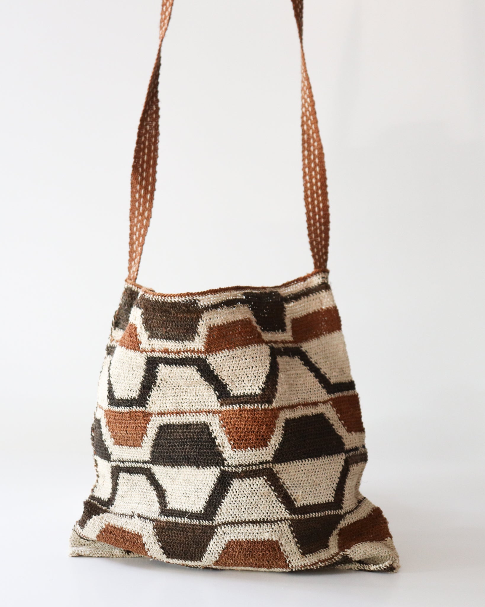 Cartera de Punto Antiguo Patrón Café