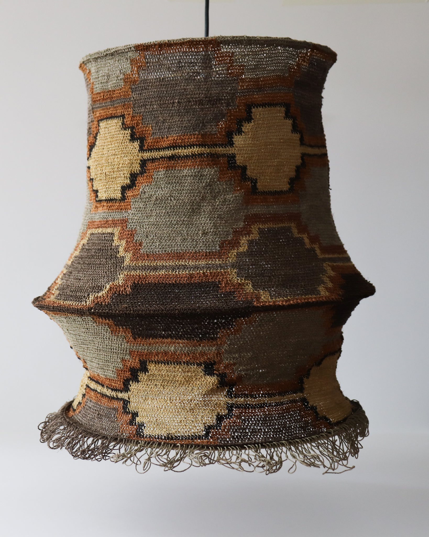 Lámpara Tejida Grande Diseño