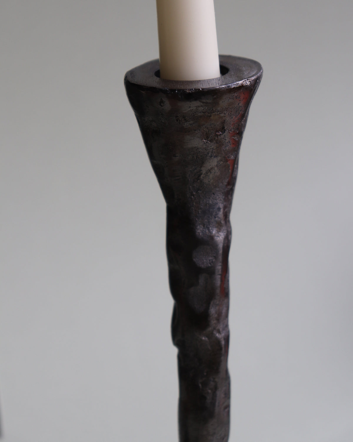 Candelabro Aluminio acabado martillado