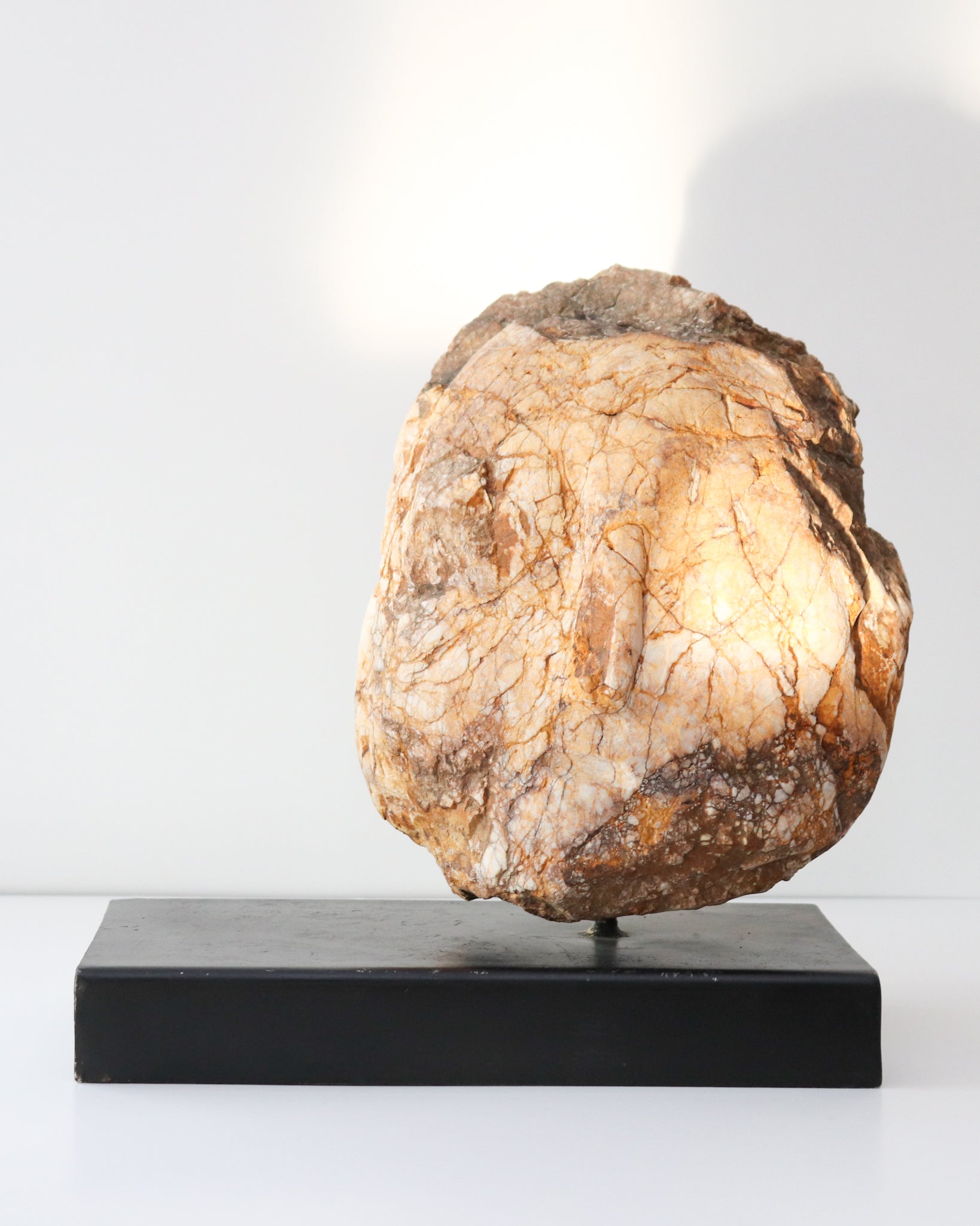 Escultura Cabeza en Piedra