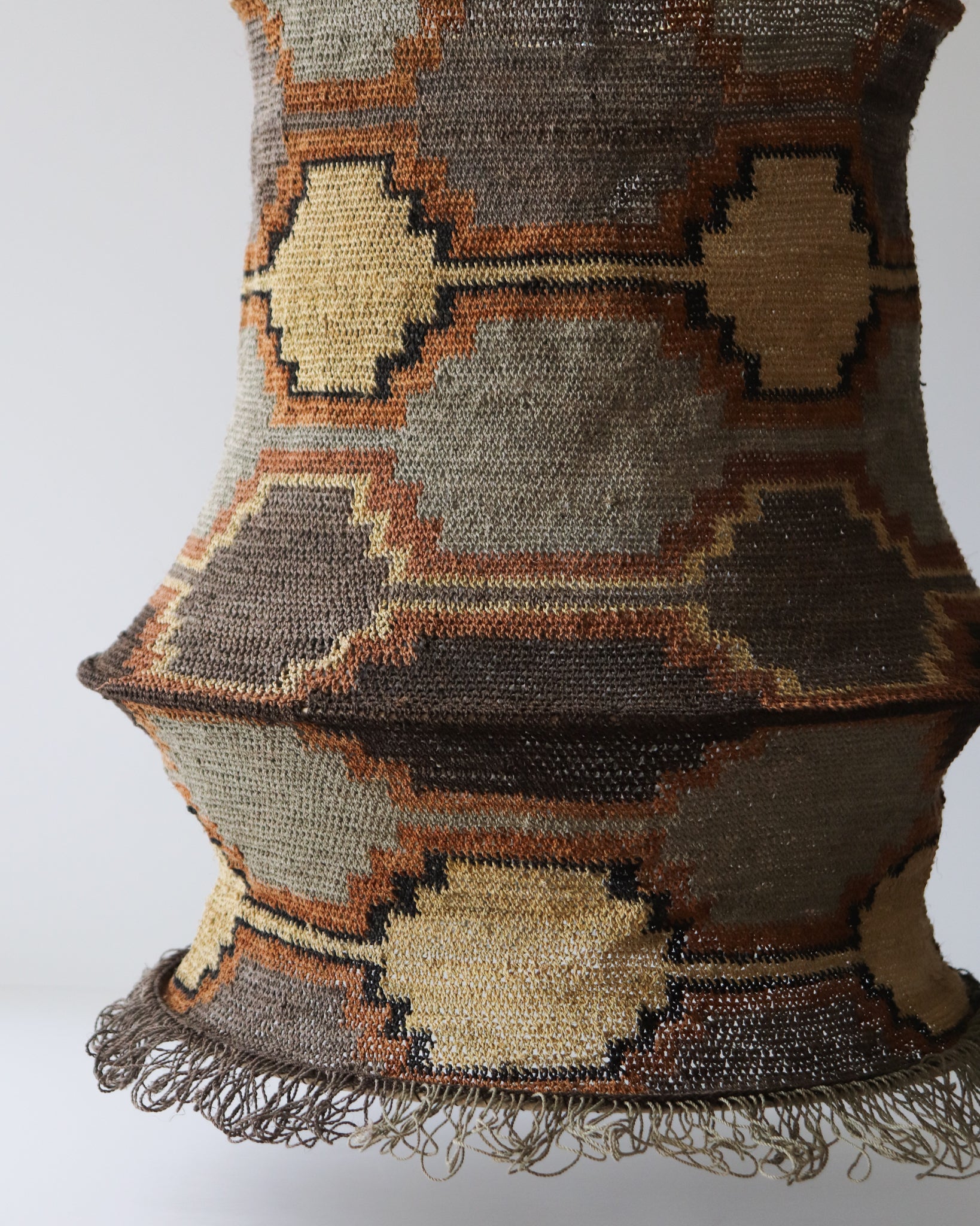 Lámpara Tejida Grande Diseño